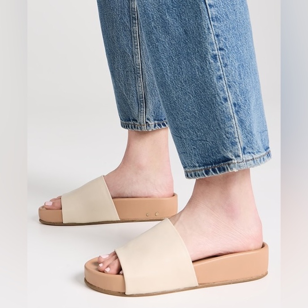 Beek Pelican Leather Platform Sandal Eggshell/Beach
